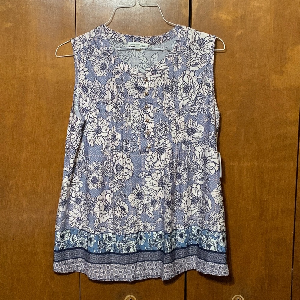 PERSEPTION CONCEPT- Woman’s Sleeveless Top NWT